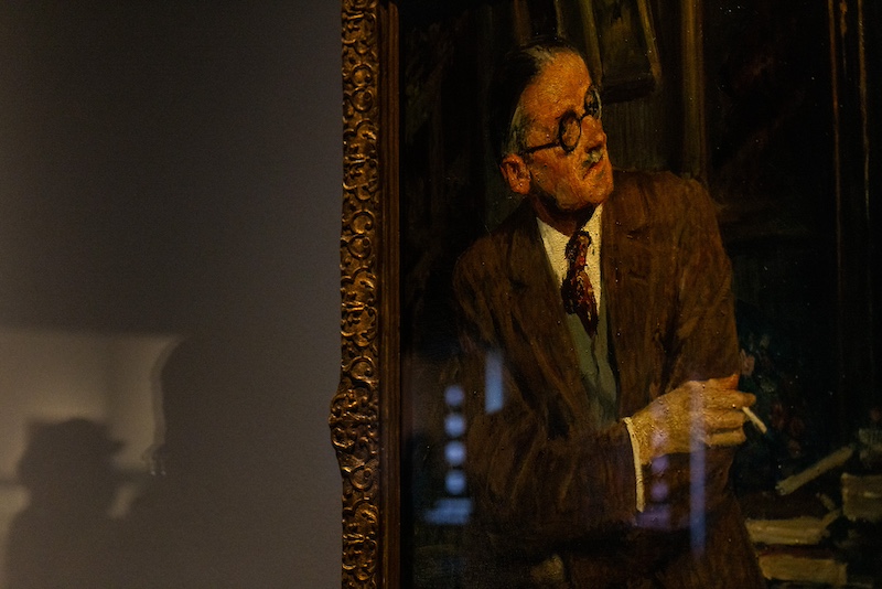 詹姆斯·乔伊斯肖像（摄影记者/吴军）