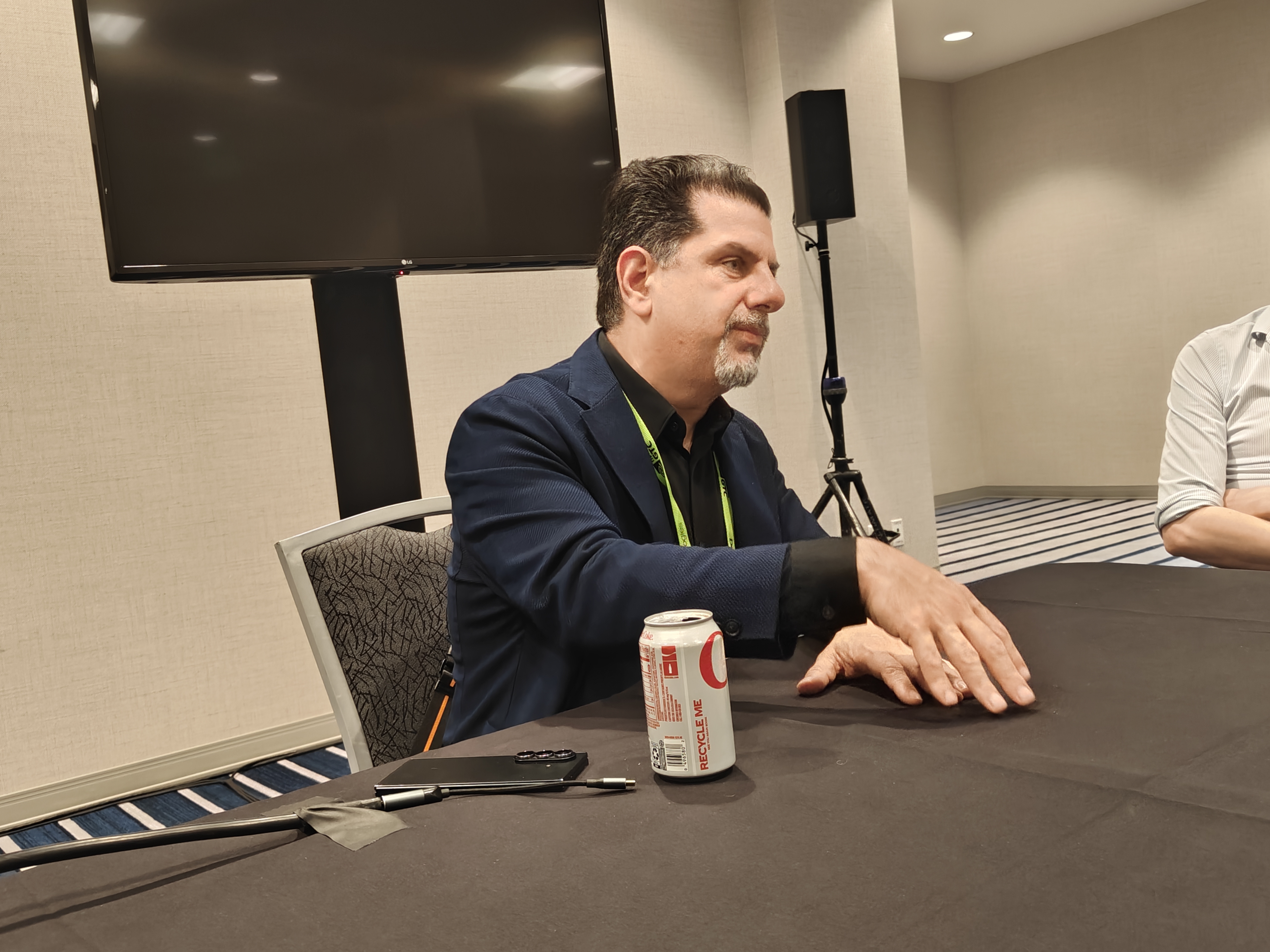 英伟达Omniverse与仿真技术副总裁Rev Lebaredian