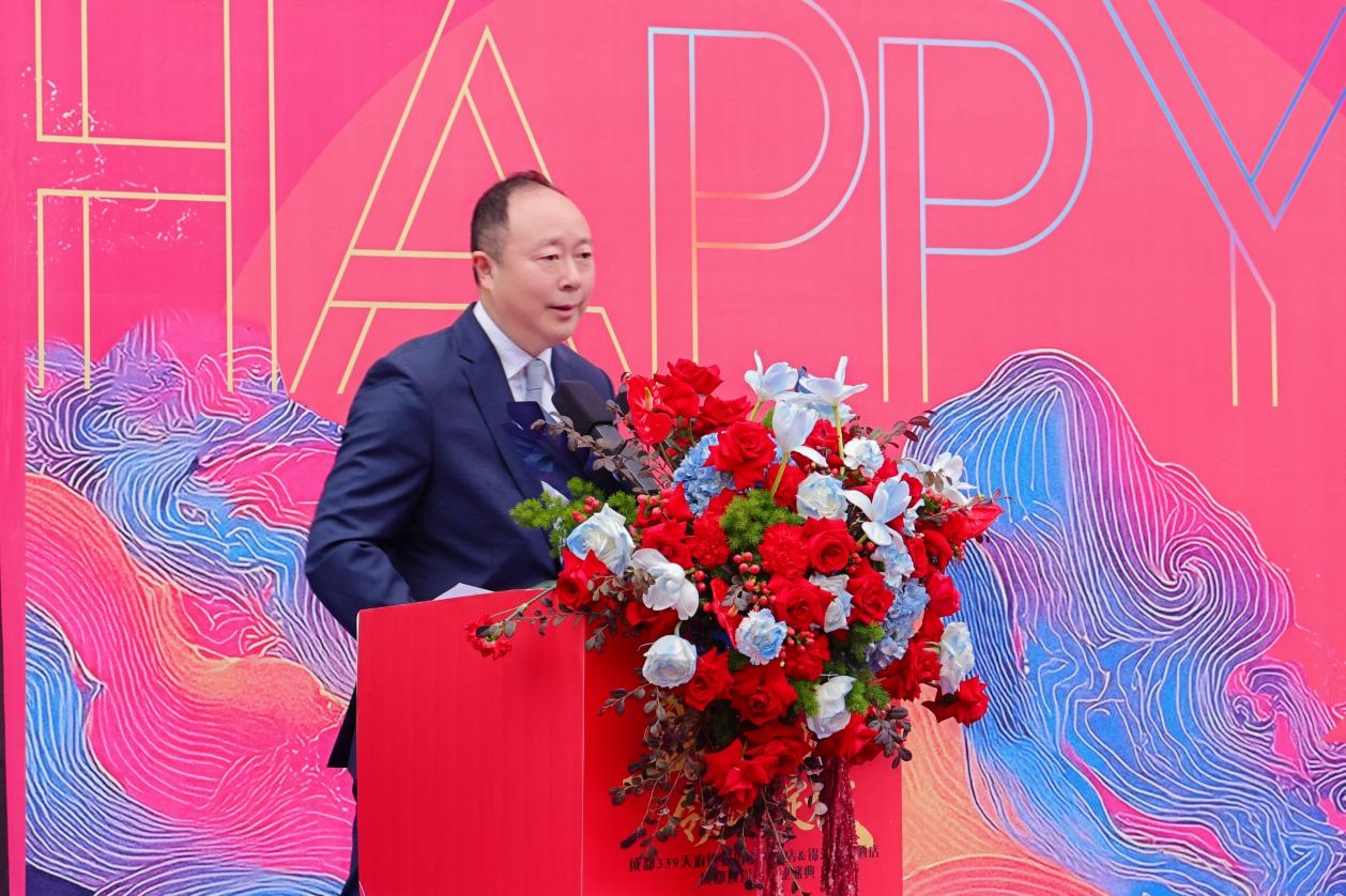 四川省旅游饭店行业协会会长颜雪巍致辞