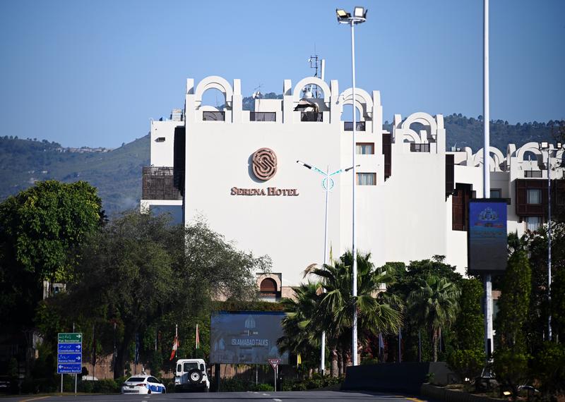 这是4月12日在巴基斯坦首都伊斯兰堡拍摄的谈判举行地点塞雷纳酒店外景。新华社