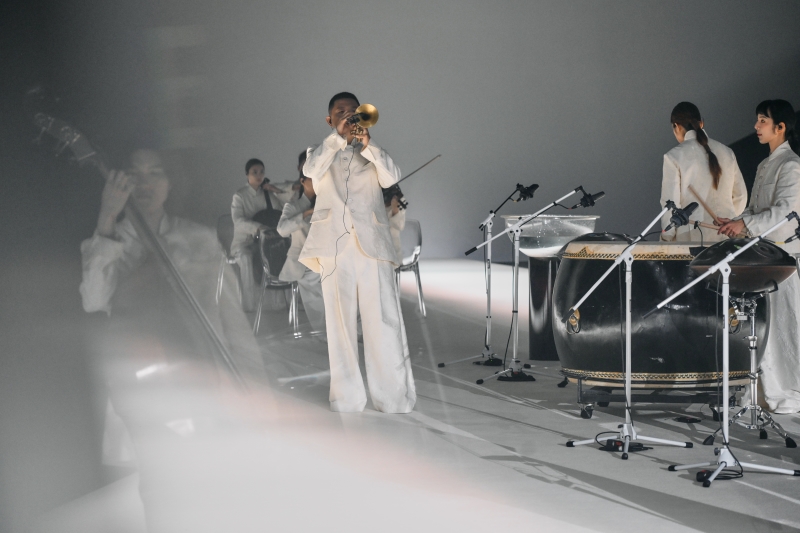 本土女装品牌EP雅莹在上海时装周