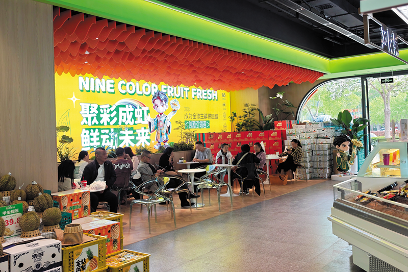 门店里坐着不少投资人  摄影/冯皓