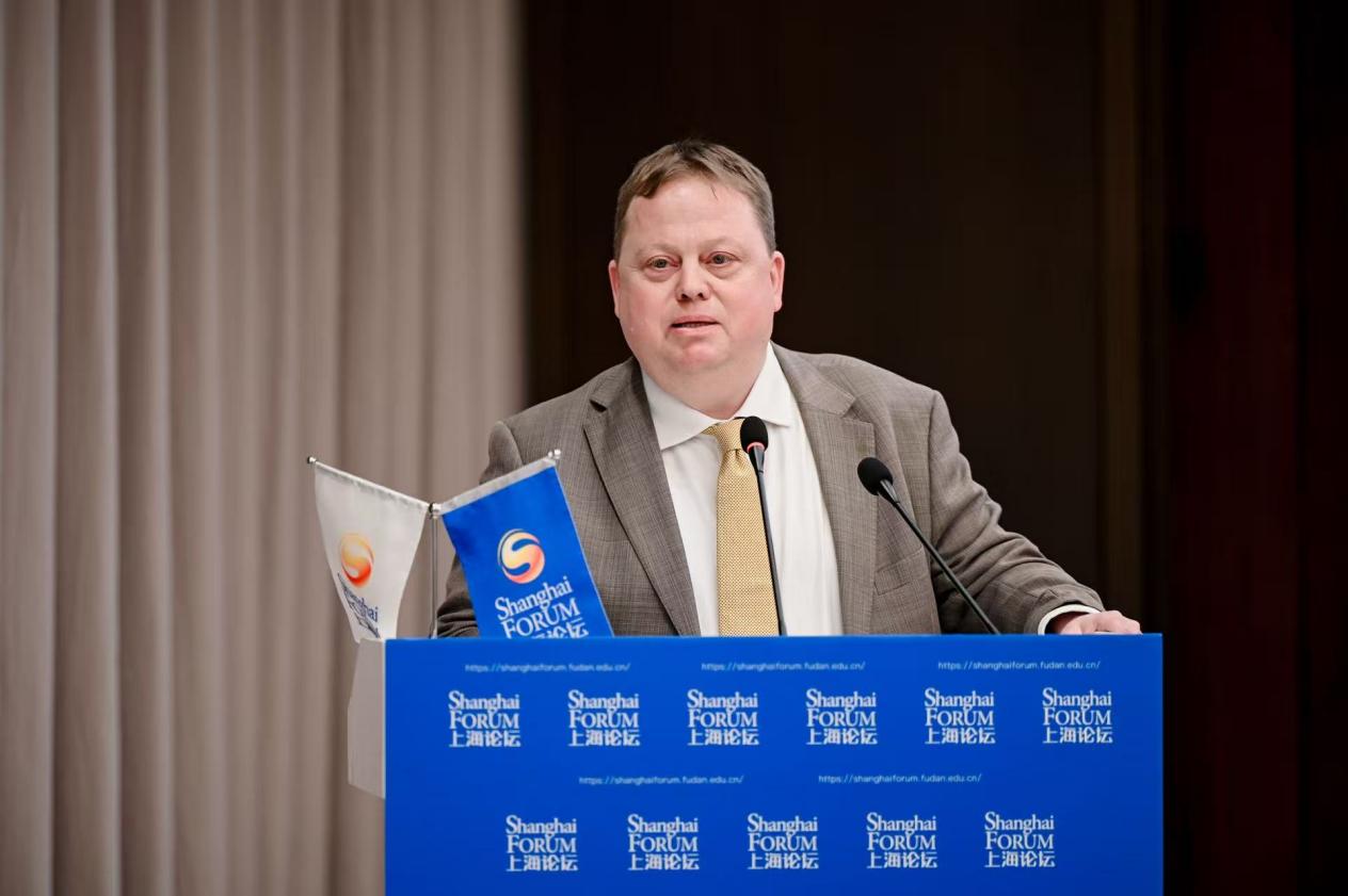 欧洲政策中心首席执行官、首席经济学家法比安·祖莱格（上海论坛主办方供）