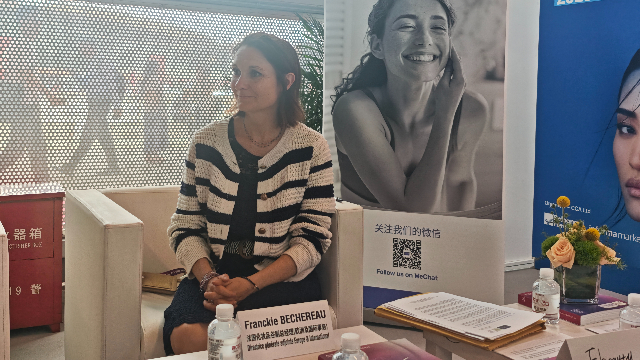 5月13日,法国化妆品谷副总经理Franckie Bechereau接受媒体采访 (第一财经记者程程/摄)