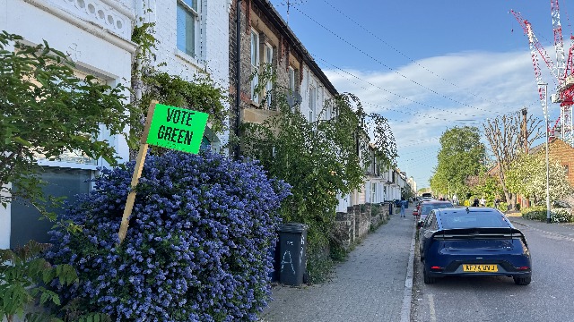 英国街头的竞选标语（陈玺宇/摄）