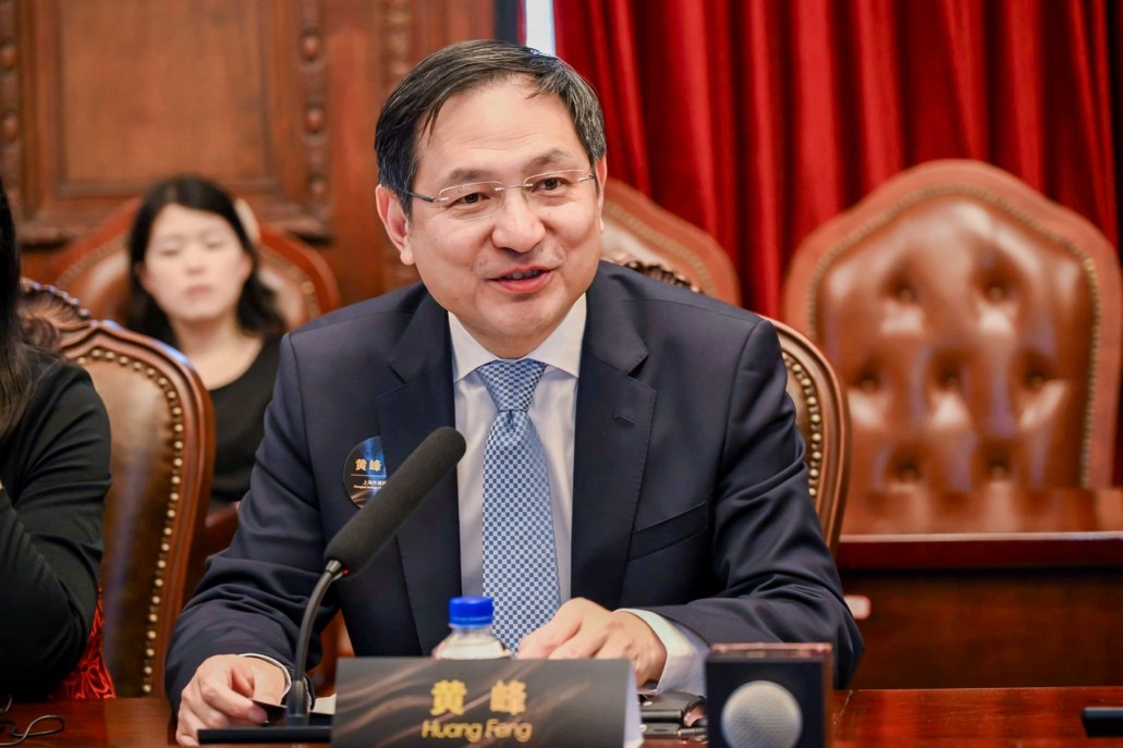 上海市外商投资协会会长黄峰