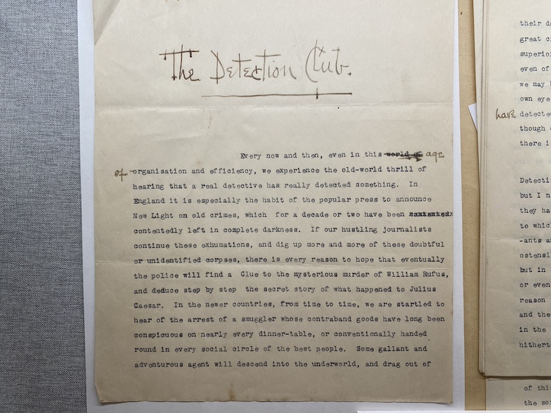 英国侦探俱乐部首任主席切斯特顿1933年起草的文件,其中记录了侦探小说作家们需要共同宣誓遵守的原则(佟鑫/拍摄)
