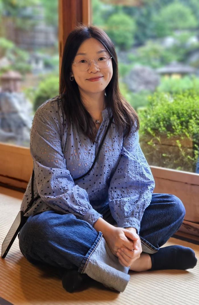 丁瑜说，研究虚拟恋人是“最浪漫的田野”。出版社供图