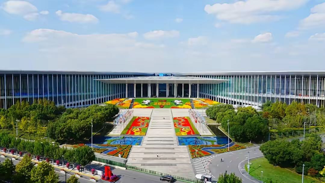 中国进博会成为当之无愧的上海会展之都经典标志