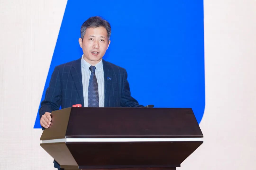 浙江大学管理学院教授、管理学院“求是人文”系列课程负责人 窦军生