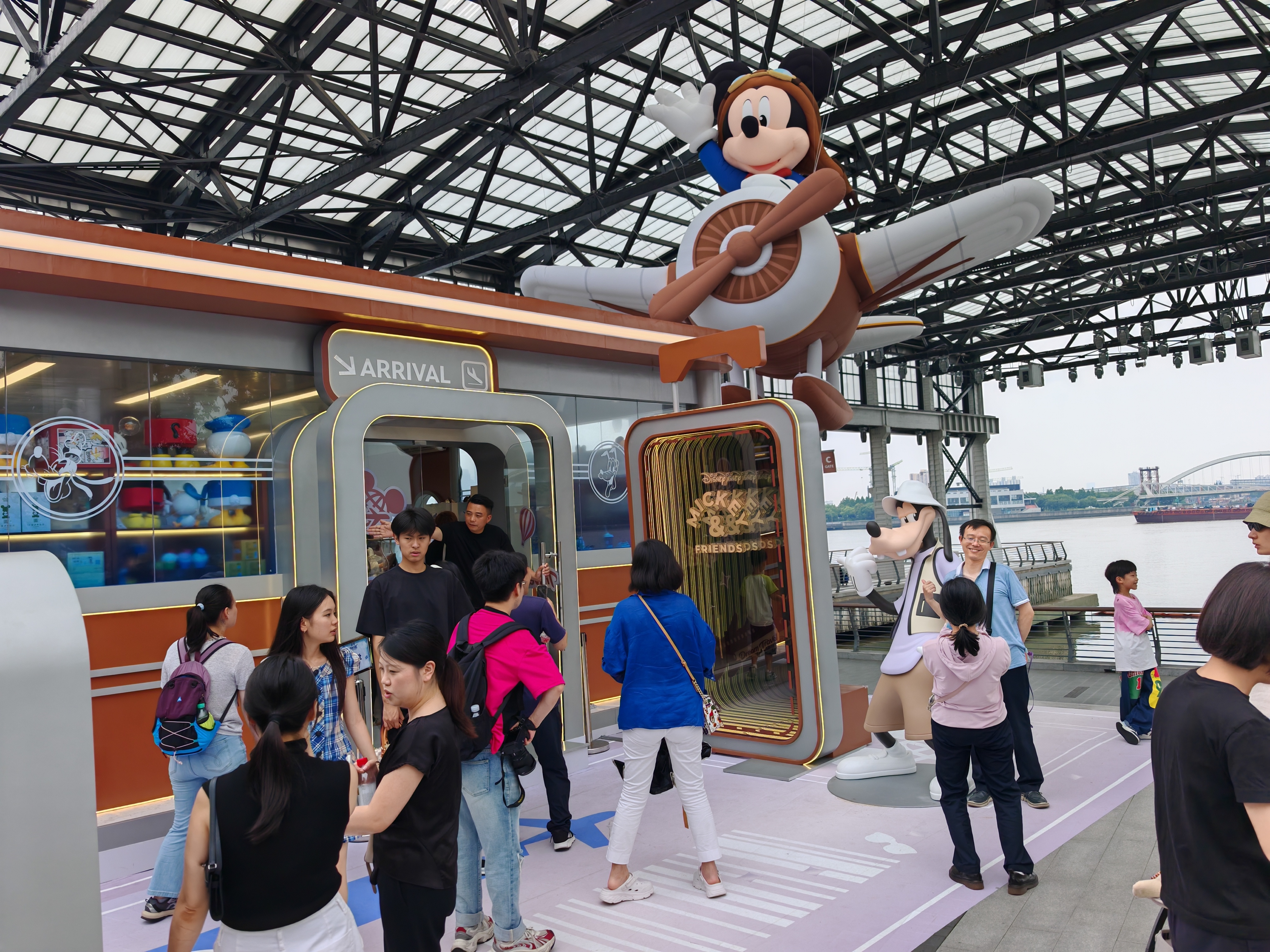 迪士尼“米奇奇妙之旅”主题快闪