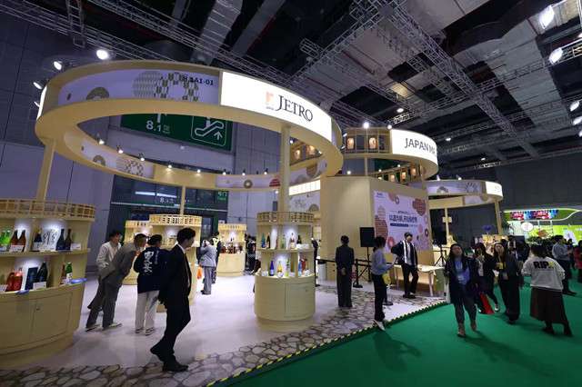 日本酒要与中餐擦出新火花,日本中小企业在进博会上对中国消费市场有新解