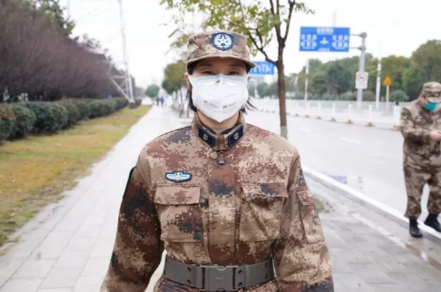 战"疫"一线的军医日记,看着看着眼睛就湿润了