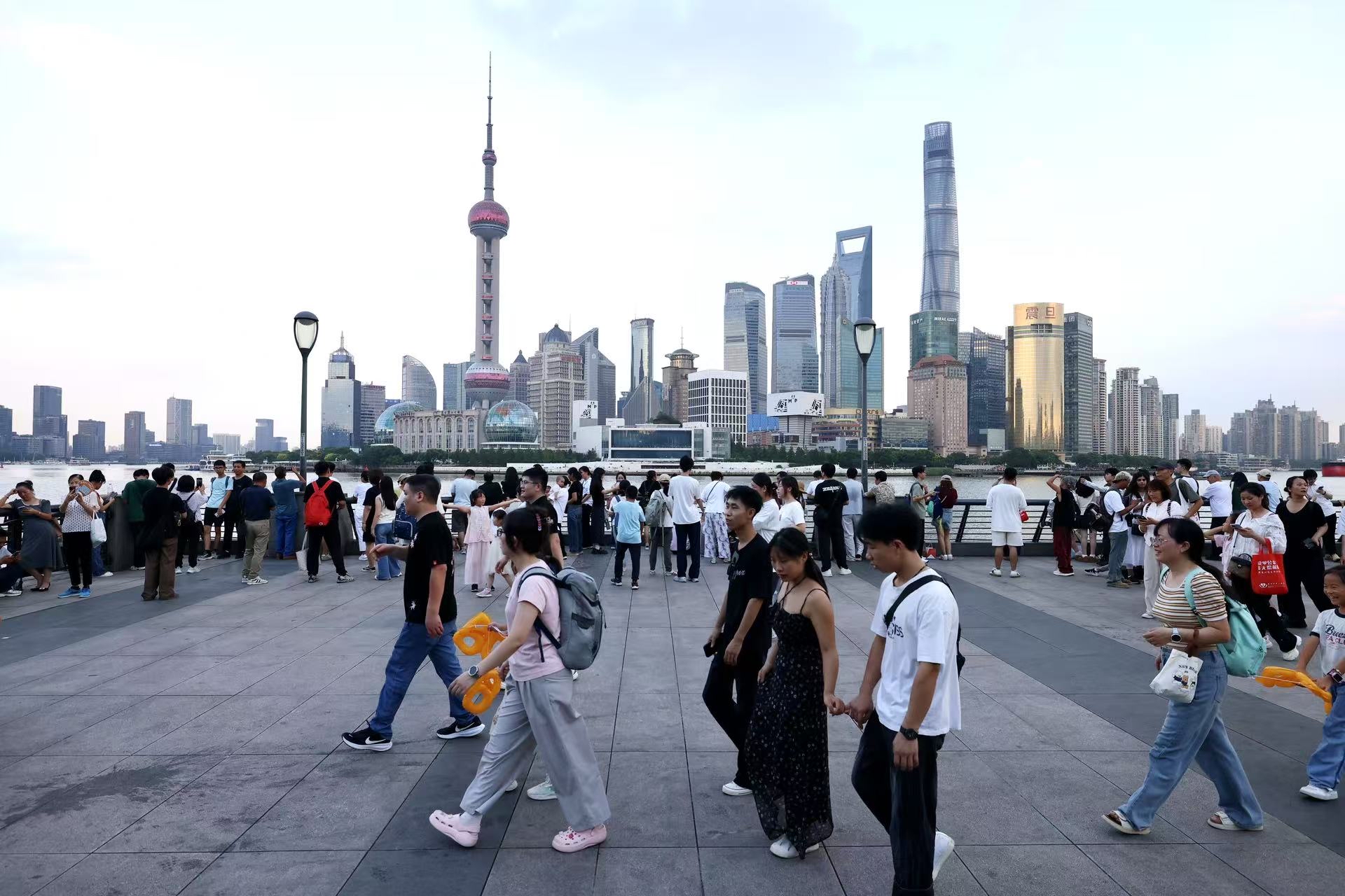 假日经济｜全世界都知道中国人放假了，马尔代夫有酒店超50%是中国客人