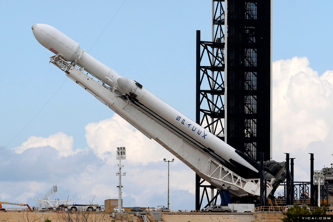 spacex猎鹰重型火箭将于今日进行首次商业发射