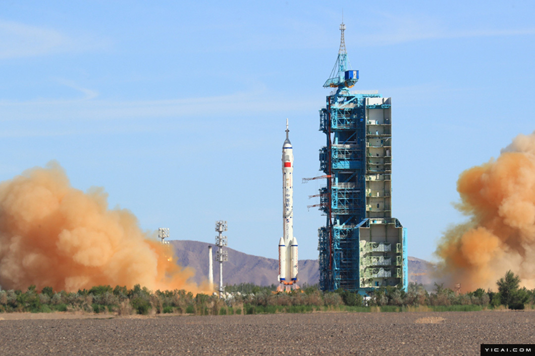 神舟十二号飞船发射升空