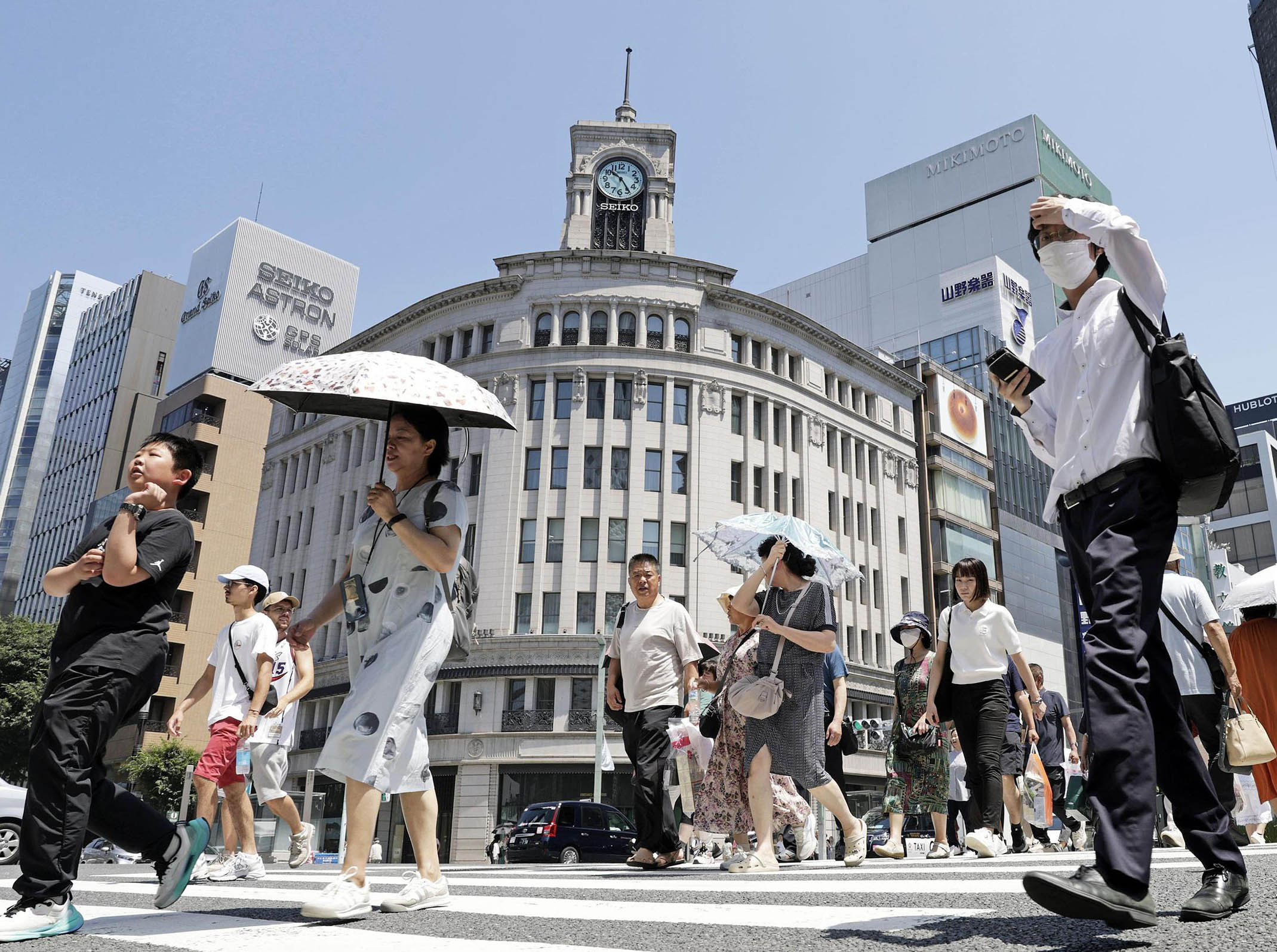“末日地震”谣言搅动日本，今夏酷暑飓风考验接踵而至