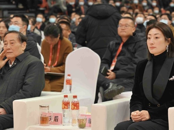 因娃哈哈而引爆，中国富豪热衷的离岸家族信托有多神秘？