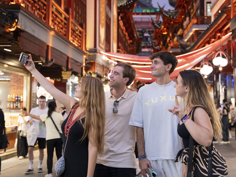 2025年出境游Z世代消费增长，免签入境游订单增幅达153%