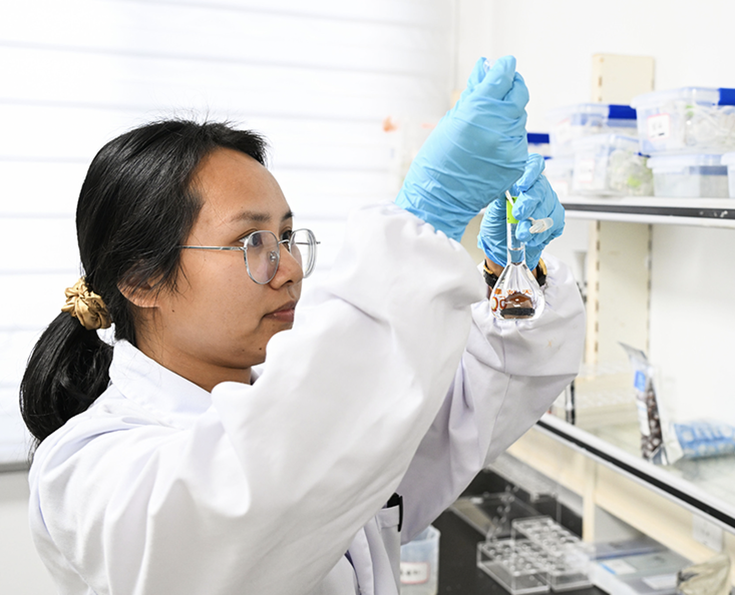 每年万亿医保基金如何支持创新药？国家医保局详解