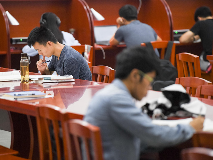 多所高校开启“反内卷”，一批大学取消绩点制