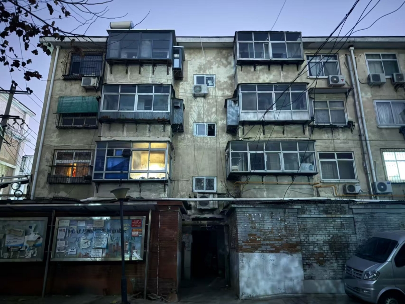 告别“拆迁暴富”，第一批危房如何应对“老年危机”