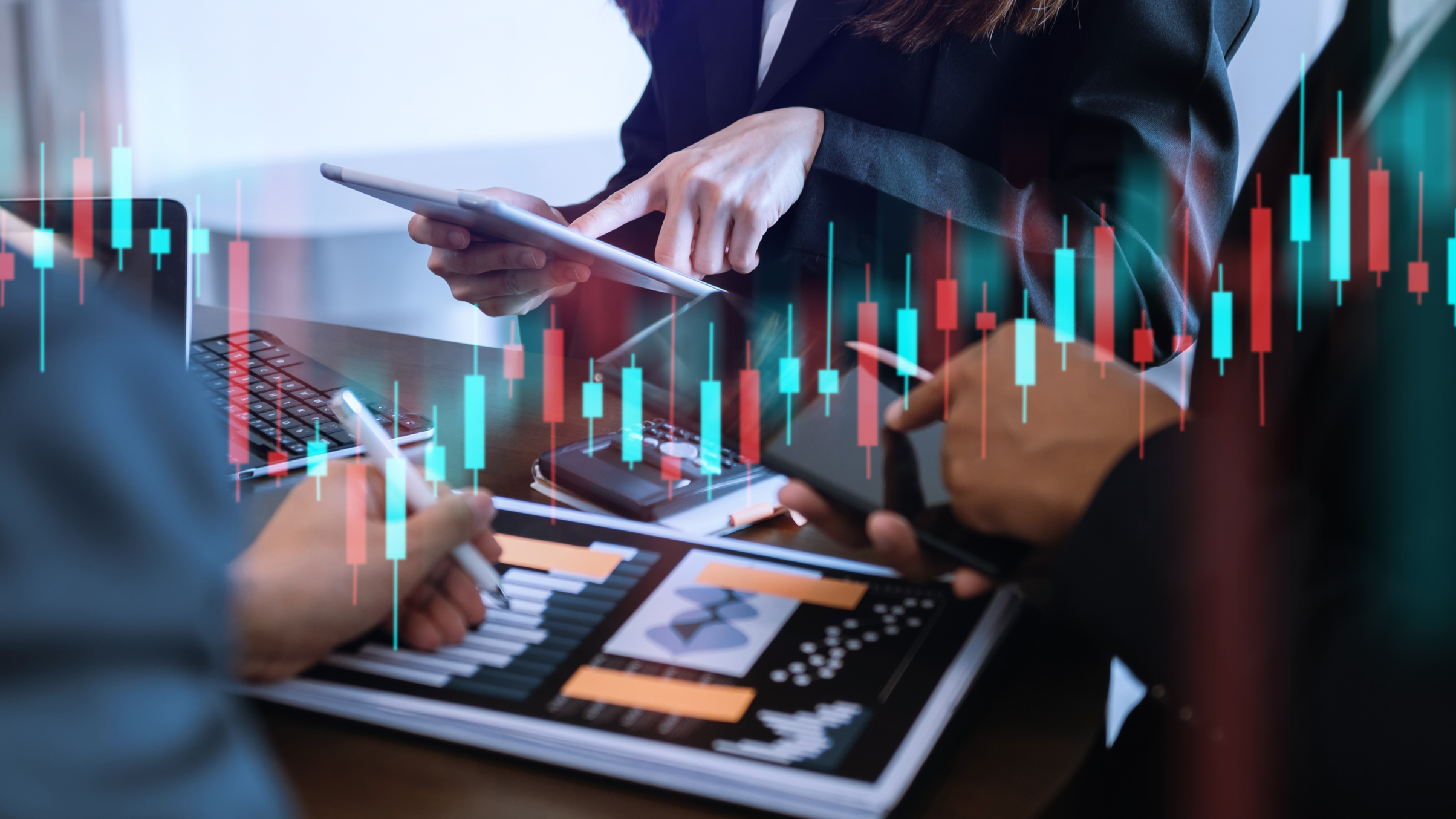 美股能否打破三年定律？机构谨慎看涨，哪些因素影响大