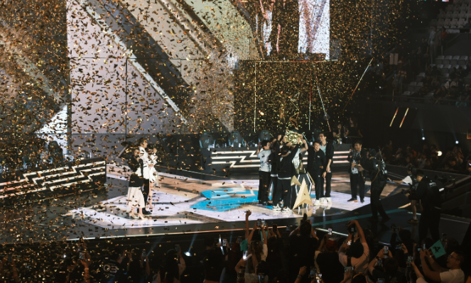 决赛票价翻两番、场外还有一万人，中国手游在印尼怎么这么火？