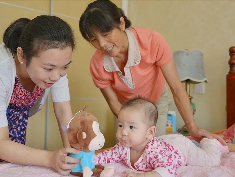 生育支持政策密集出招：多个村社发钱鼓励生娃，一地支持婚育消费贷款  