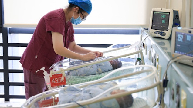 越来越多村社发钱奖励生娃，广东出生人口超沪苏浙之和