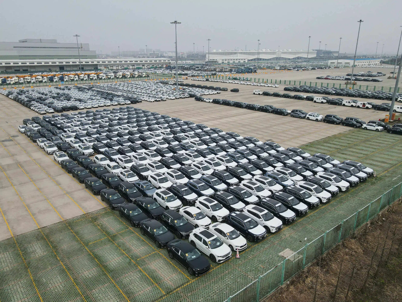 工信部2026年一号文：油车要做3万公里可靠性试验，电车1.5万