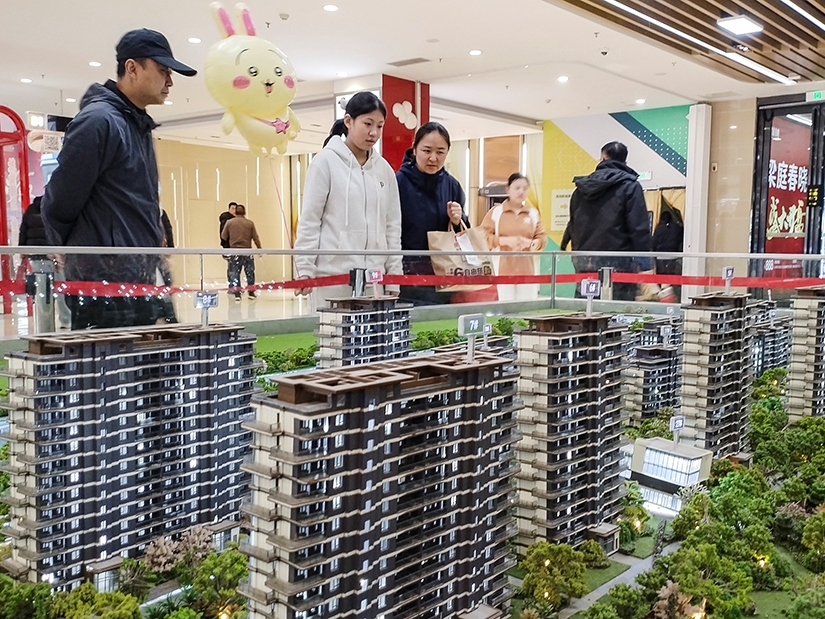 买房报销机票、还有度假基金，这个春节楼市“卷疯了”