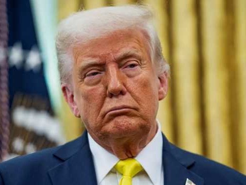 被判违法后，特朗普为何能宣布额外征收10%全球关税？还有牌？