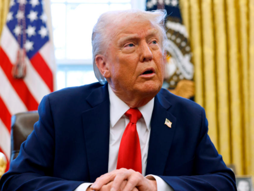 不是15%？特朗普10%全球关税生效，还有六个行业关税或在路上