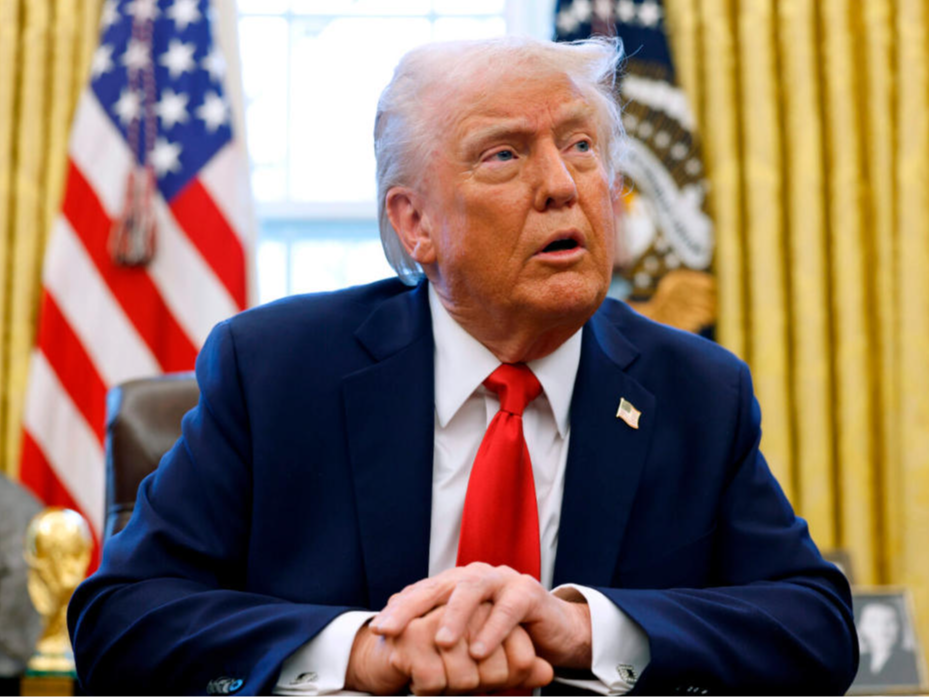 上千家美国企业排队“退税”，尴尬的美国关税战试图挽尊