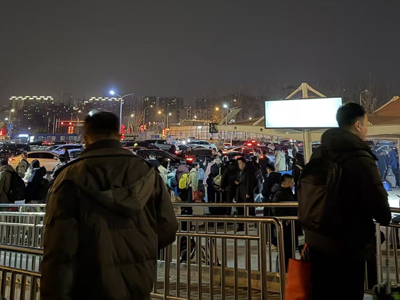 当反向过年走红，留在北京的网约车司机“狠狠捡漏”了