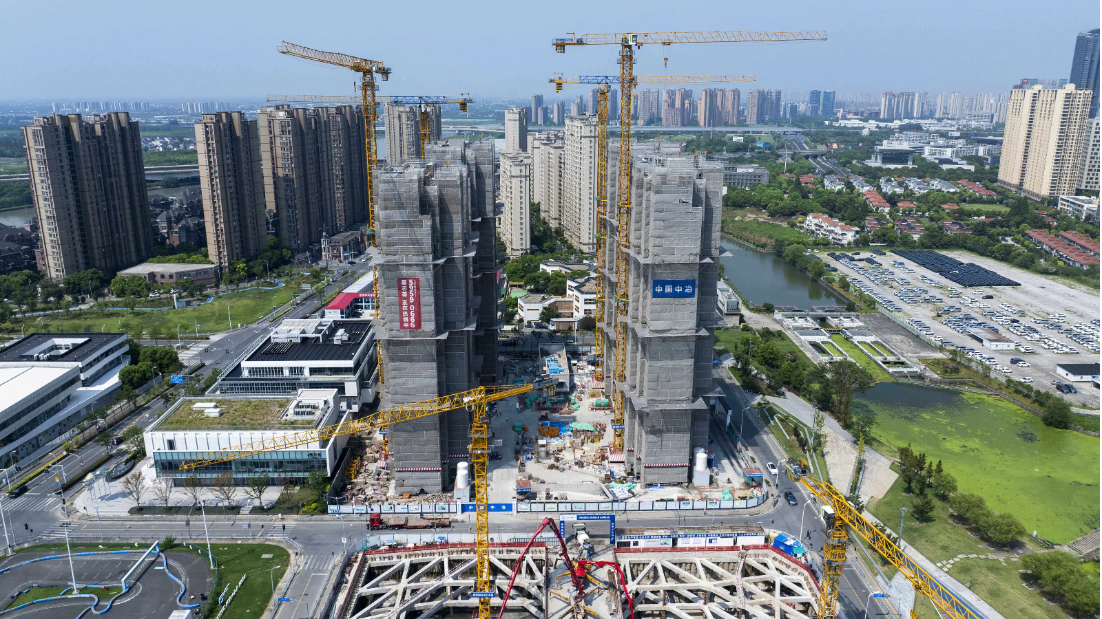 楼市“交付难”基本解决，房地产最重的担子已卸下