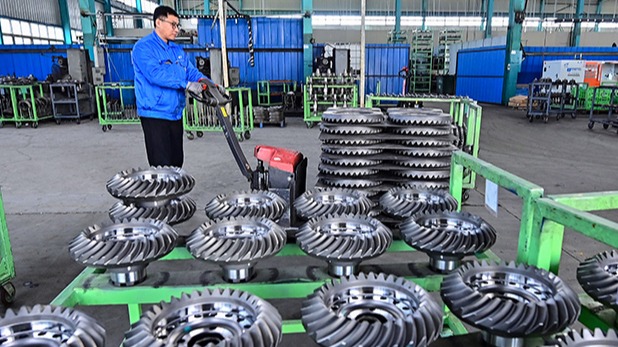 春节假期等因素致2月制造业PMI放缓，服务业数据亮眼