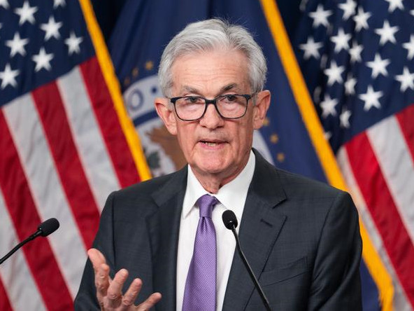 美联储主席鲍威尔：通胀预期暂稳，将等待观察战争影响