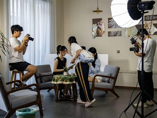 当“短剧之都”遭遇AI：影视基地为出租发愁