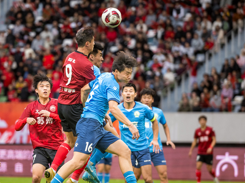 越来越多城市足球联赛来了