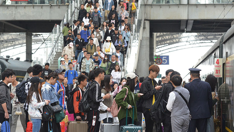 15个省份公布去年常住人口数据 人口流动有哪些特点