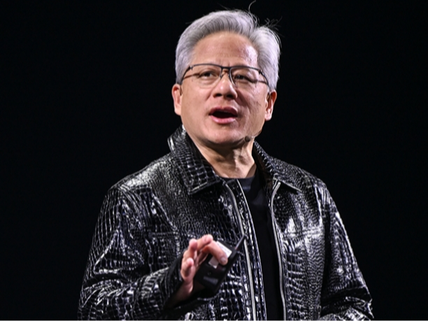 100分钟交流会，黄仁勋再谈三年万亿美元收入：只是起步