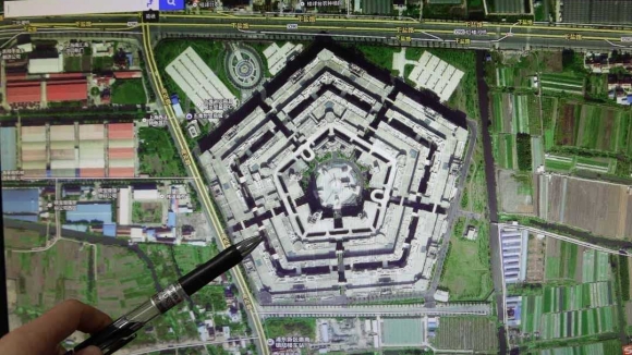 申请2000亿美元！美国防部欲砸更多钱“助燃”伊朗战事，国会吵翻了