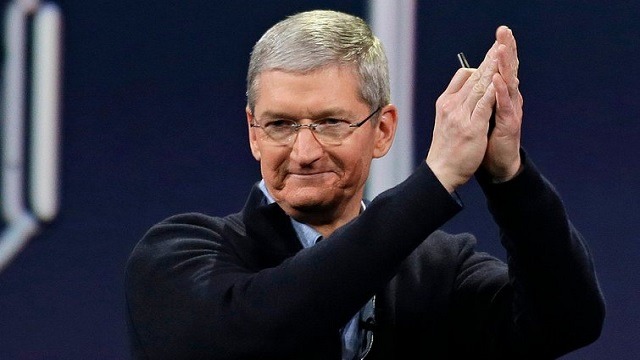 突发！苹果官宣：库克9月卸任CEO，特努斯接任