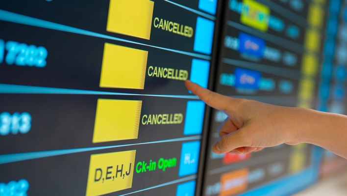 “停飞潮”全球蔓延，航空业陷高油价困局