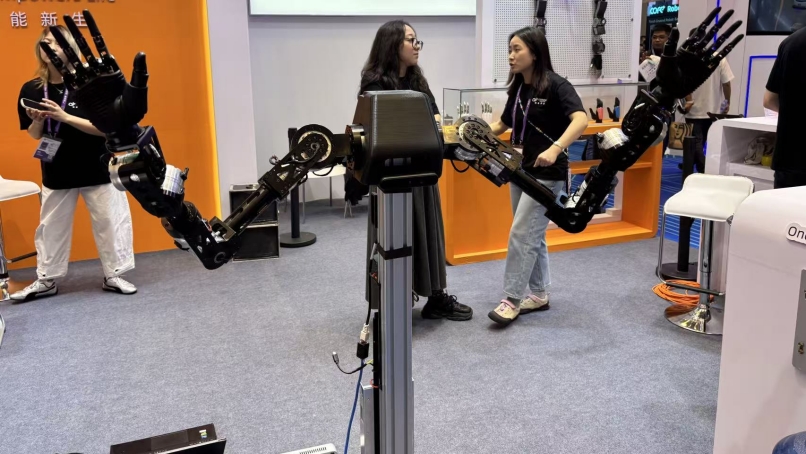 灵巧手售2万多元、机器人出口激增！广交会上中国智造抢单全球