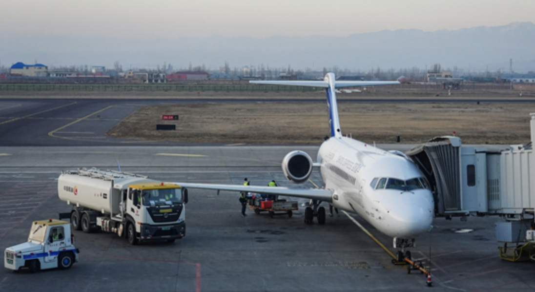 越捷航空引进10架C909飞机，国产飞机出海提速
