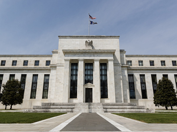 美联储会议纪要：通胀压力升温，但多数委员倾向于年内降息