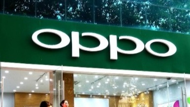 降级、道歉与“被开盒”的员工：OPPO母亲节文案没有赢家